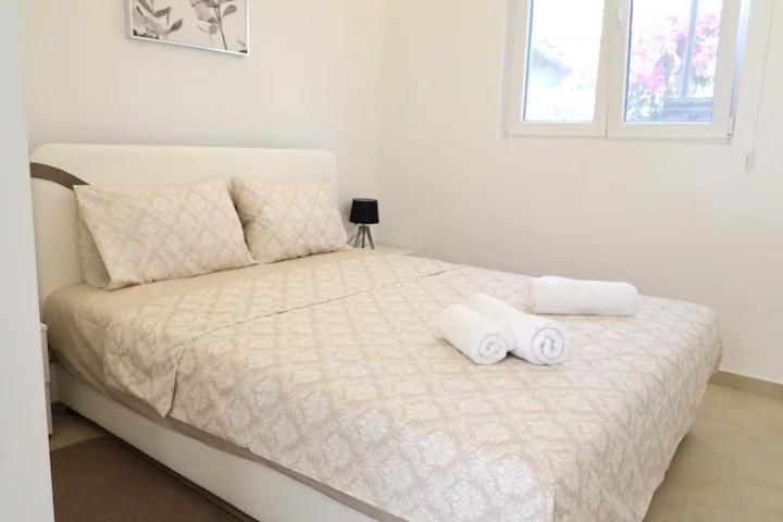 Apartments R&M Тиват Экстерьер фото