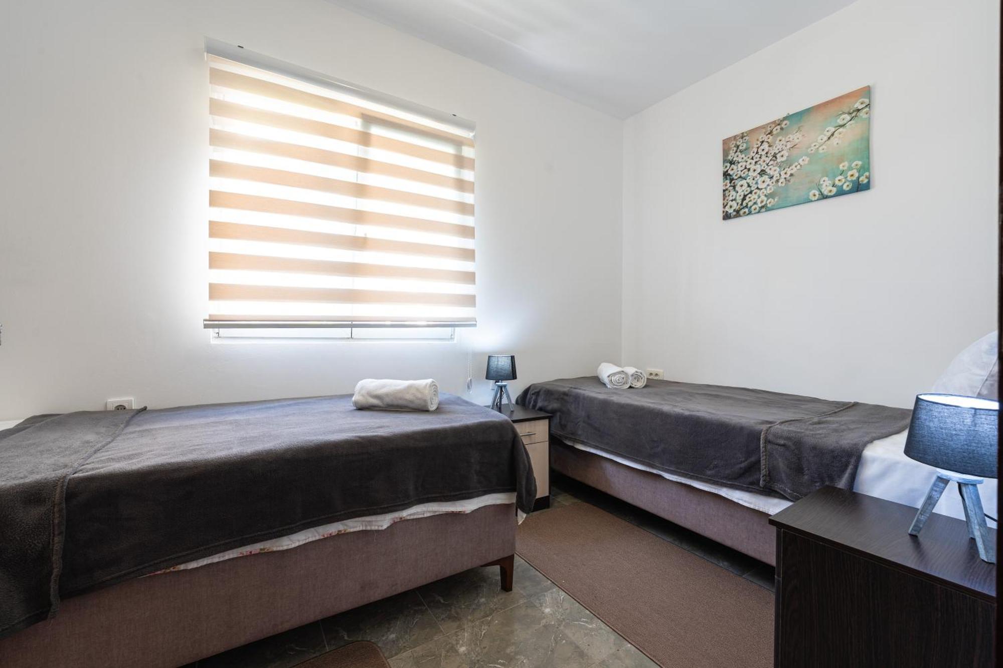 Apartments R&M Тиват Номер фото